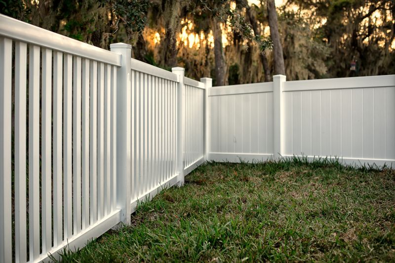 Modern Vinyl Fencing